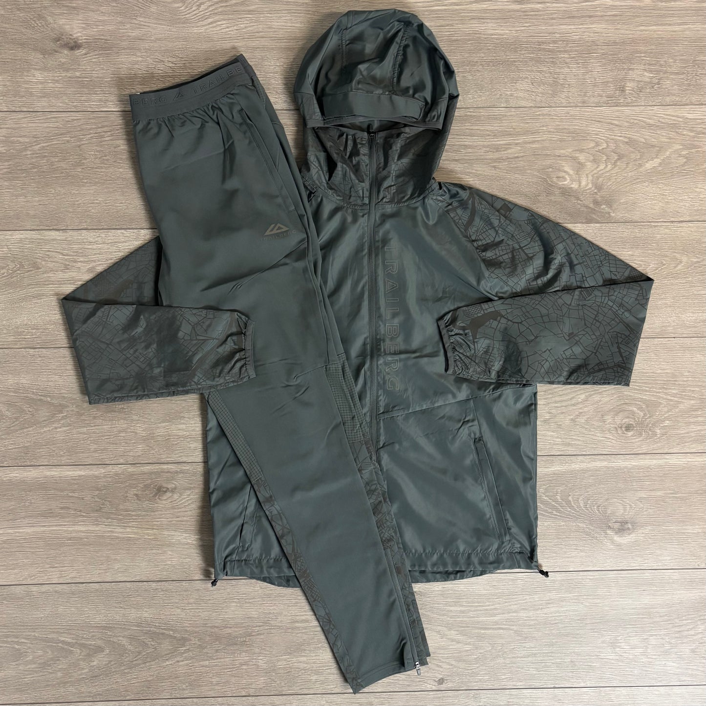 Trailberg Geneva Tracksuit Charcoal Grey