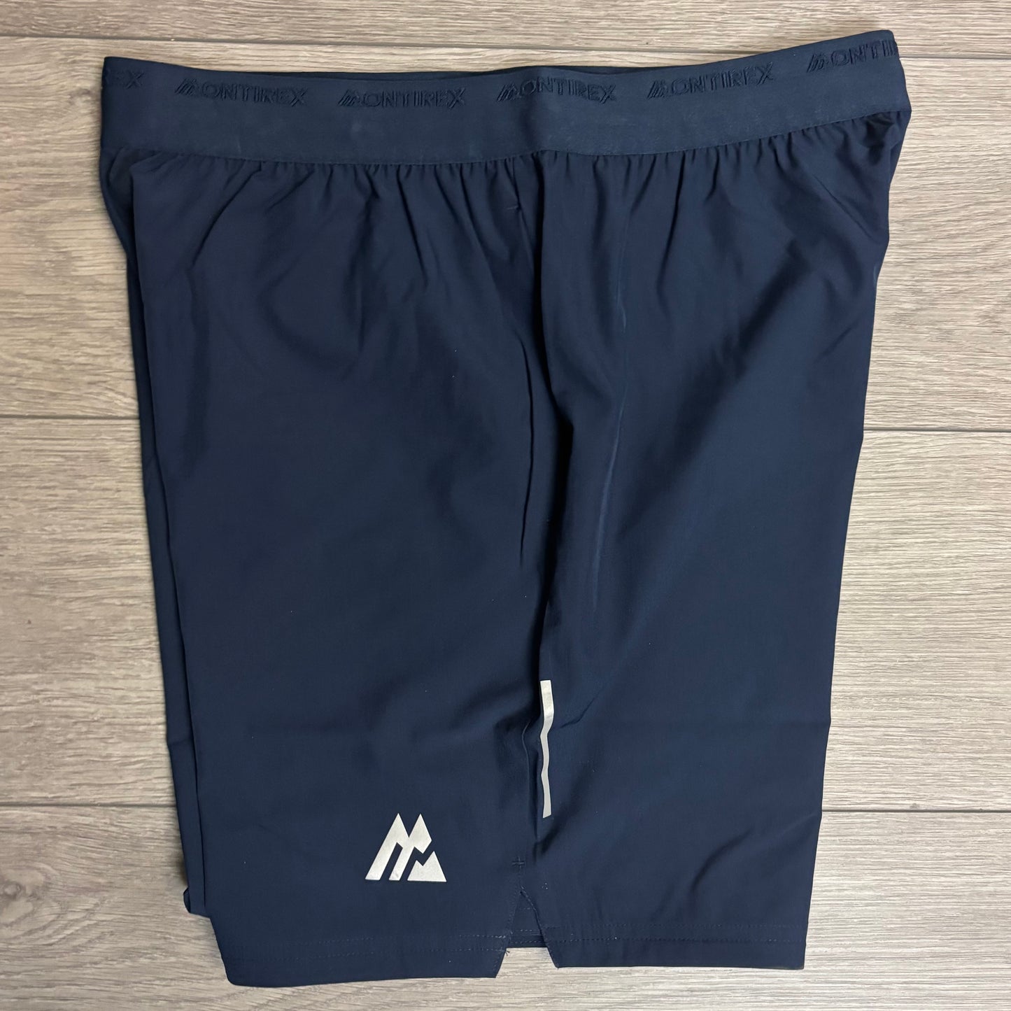 Montirex Breeze Windbreaker Aruba/Midnight Blue / Vista T-Shirt / Fly Short Midnight Blue 3 Piece Set