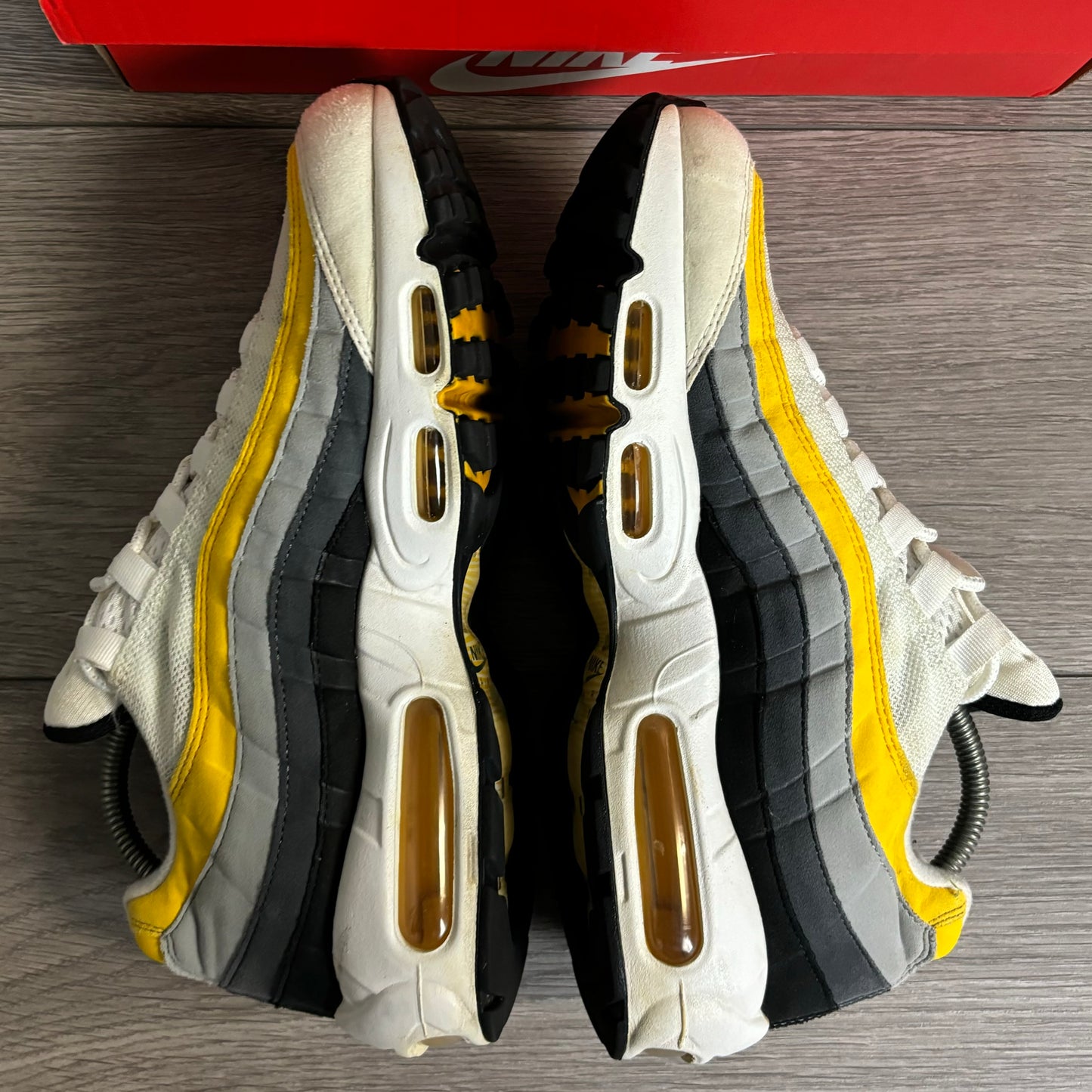 Pre-Loved Nike Air Max 95 White Amarillo Dark Grey