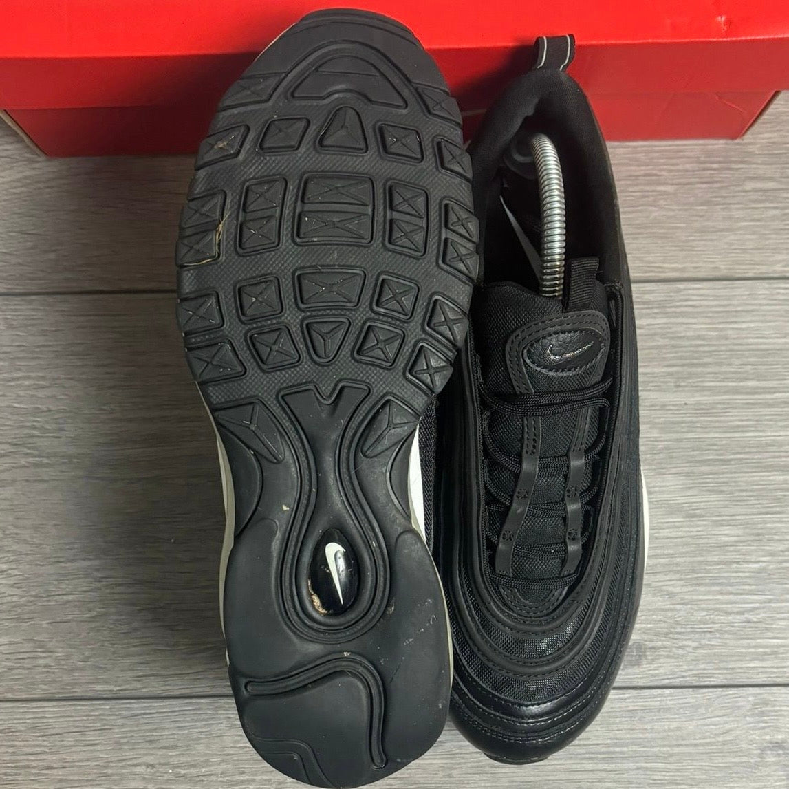 Pre-Loved Nike Air Max 97 Black/White Sole