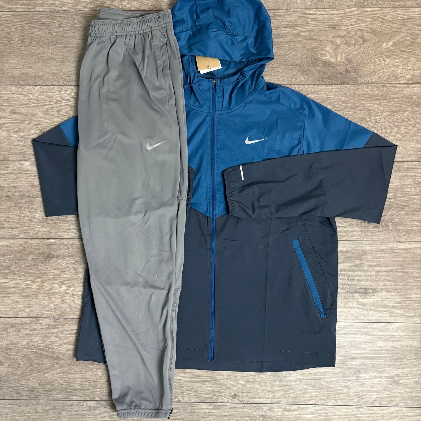 Nike Dri-FIT Repel Windrunner Court Blue / Challenger Pants Grey Tracksuit