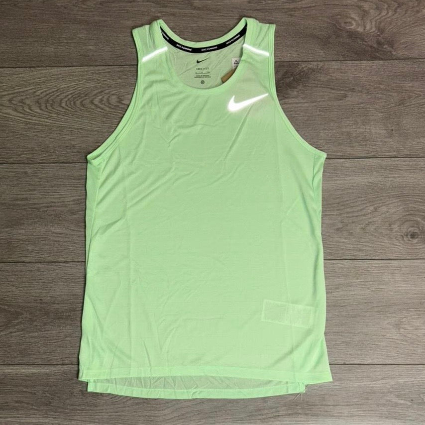 Nike Miler 1.0 Vest / Challenger Short Set Vapour Green