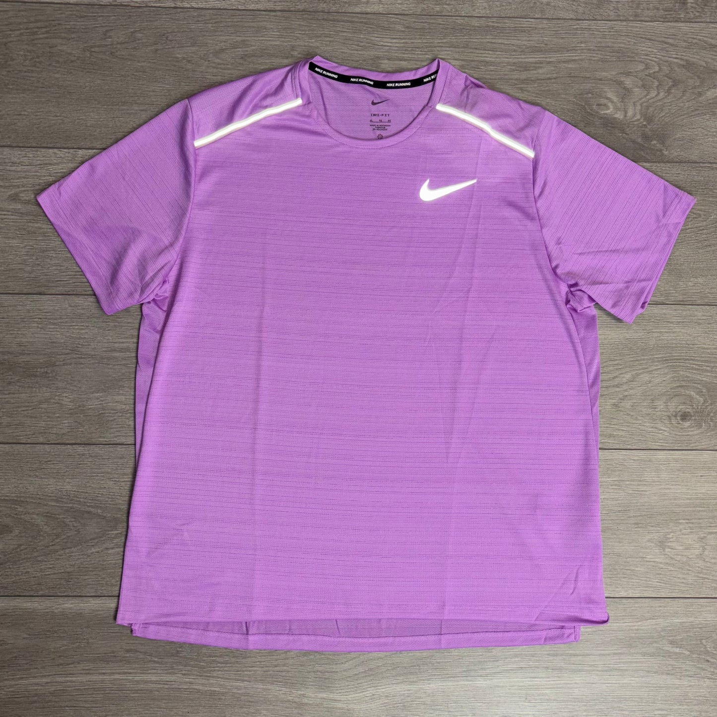 Nike Violet Miler 1.0 T-Shirt / Challenger Pants Black Set