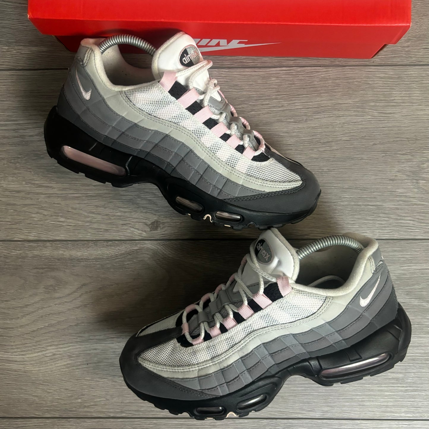 Pre-Loved Nike Air Max 95 Pink Foam