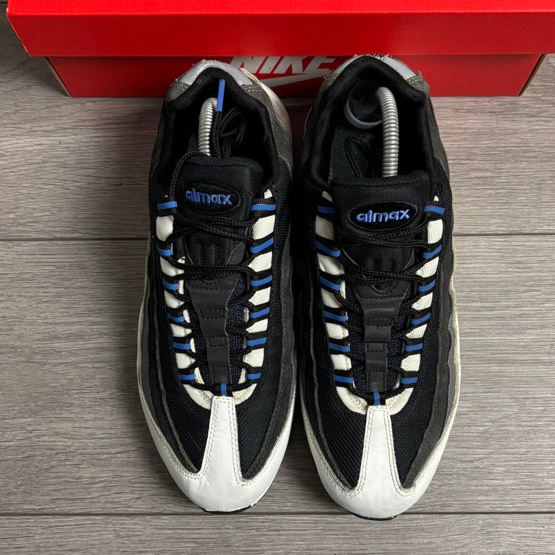 Pre-Loved Nike Air Max 95 Black/Medium Blue