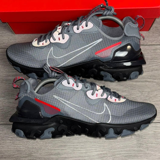 Nike React Cool Grey/University Red