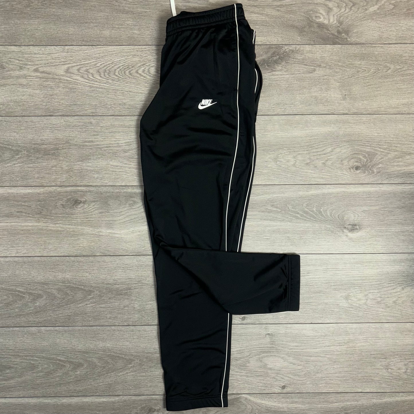 Nike Club Black/White Tracksuit