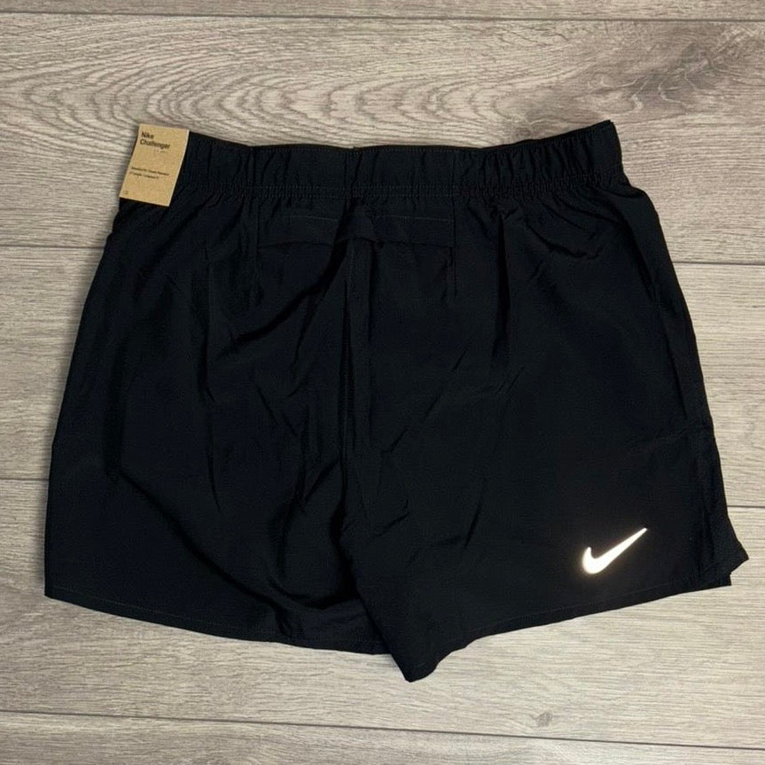 Nike Miler Flash UV T-Shirt / Challenger Short Set Black/Grey