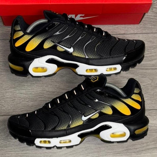 Nike Air Max TN Black/University Gold