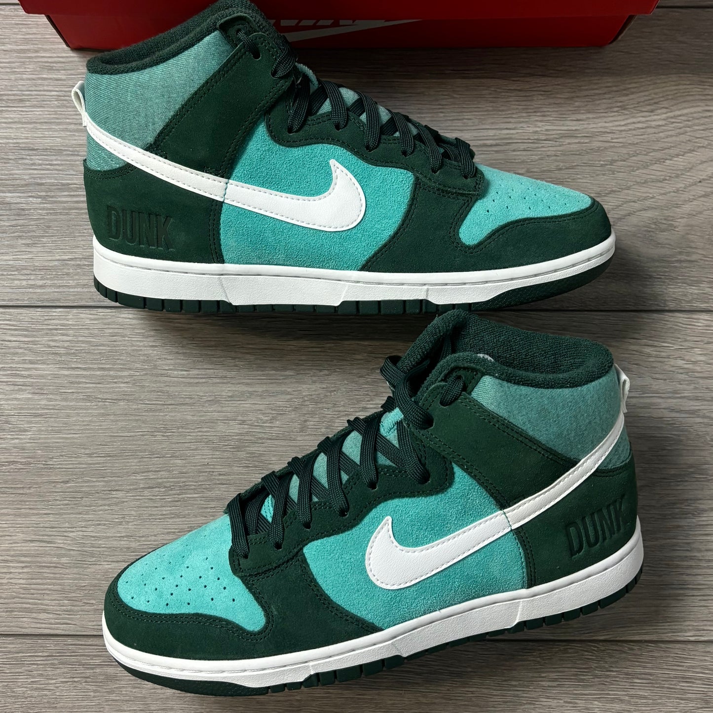 Nike Dunk Hi Retro SE Athletic Club Pro Green