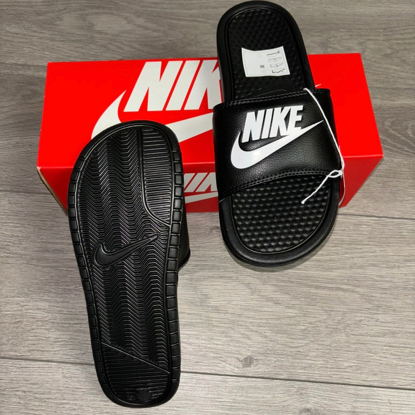 Nike Benassi Sliders Black/White