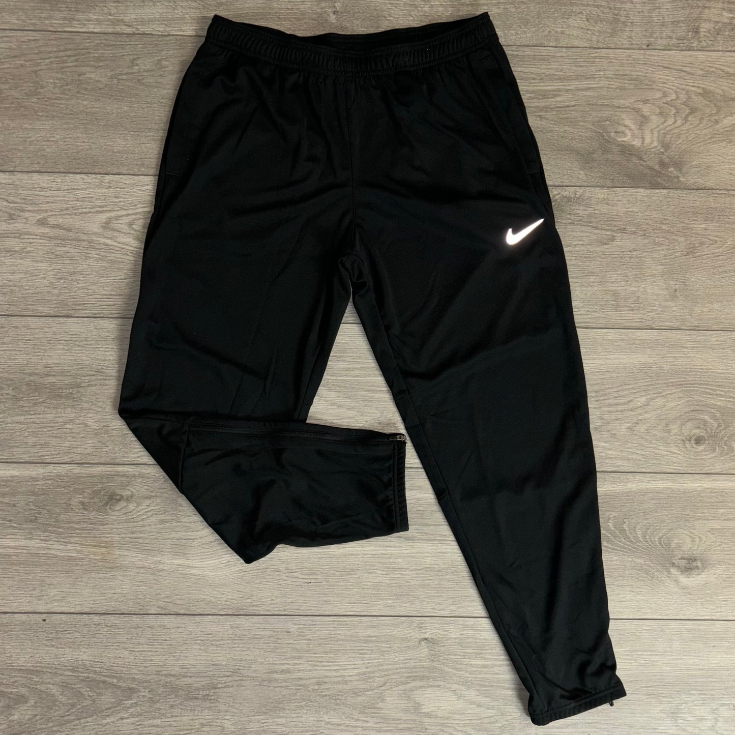 Nike Dri-FIT Black Challenger Pants