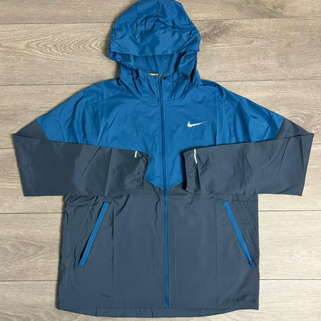 Nike Repel Windrunner Court Blue/Thunder Blue