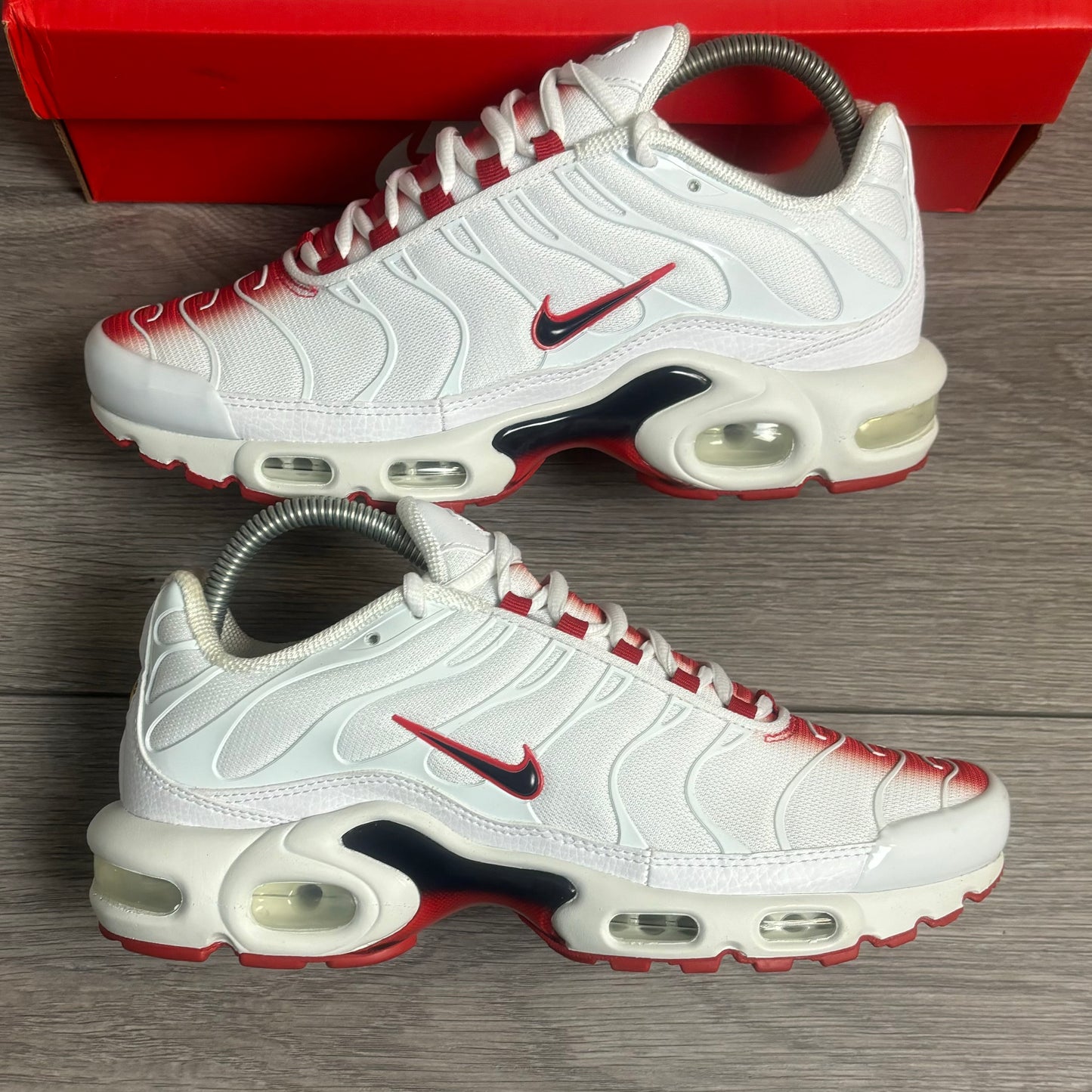 Pre Loved Nike Air Max TN White/University Red