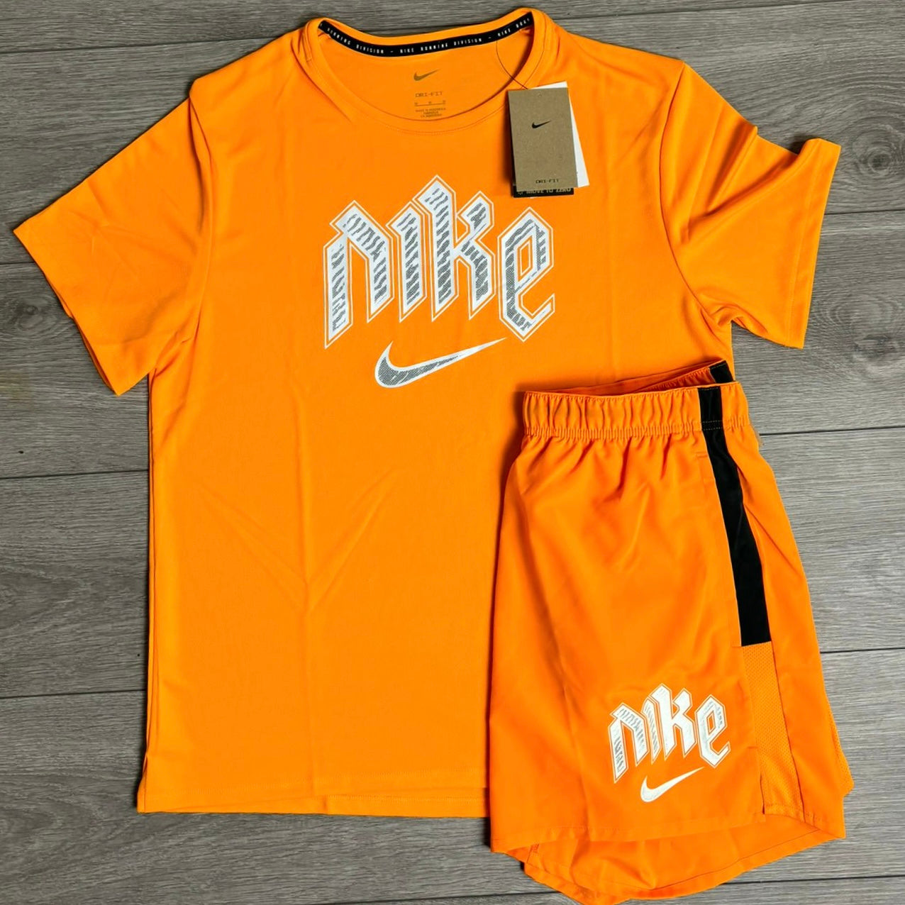 Nike Run Division Vivid Orange T-Shirt / Short Set