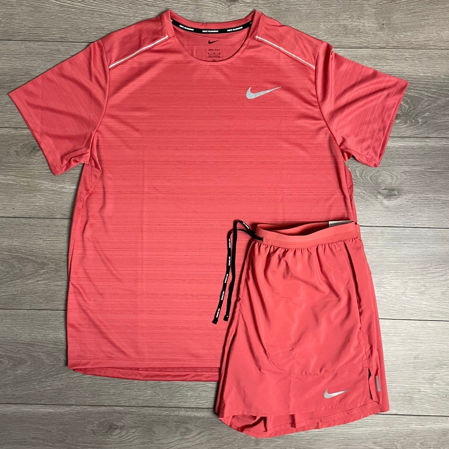 Nike Dri-FIT Adobe Miler 1.0 T-Shirt / Adobe Flex Stride 5 Inch Shorts Set