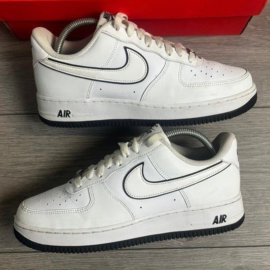 Pre-Loved Nike Air Force 1 White/Black Outline