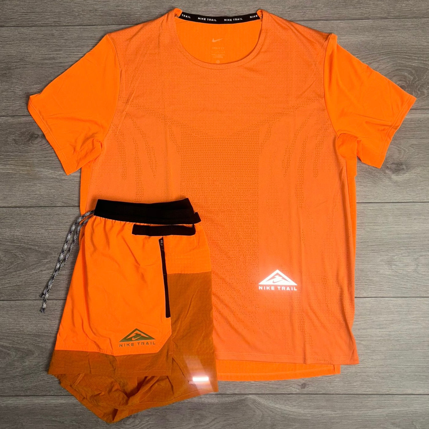 Nike Dri-FIT Rise 365 Trail T-Shirt With Trail Flex Stride Shorts 5 Inch - Orange