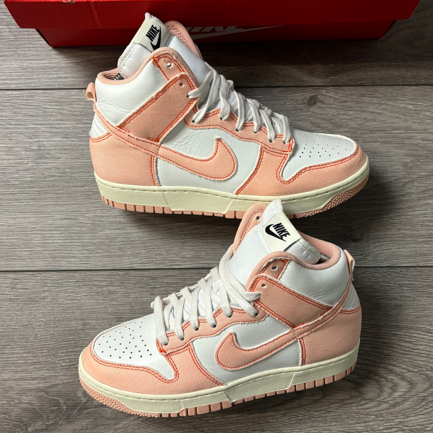 Nike Women’s Artic Orange Dunk Hi 1985 Retro