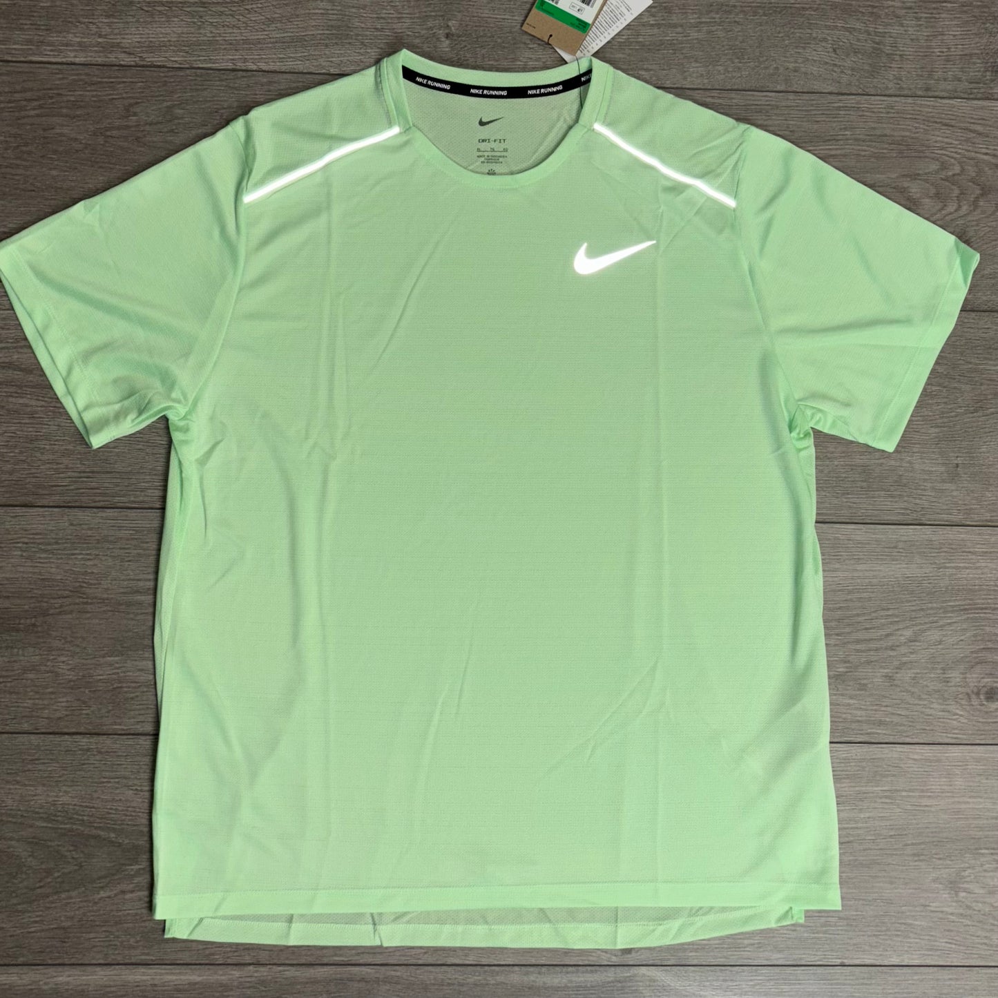 Nike Miler 1.0 T-Shirt Vapor Green / Challenger Short
