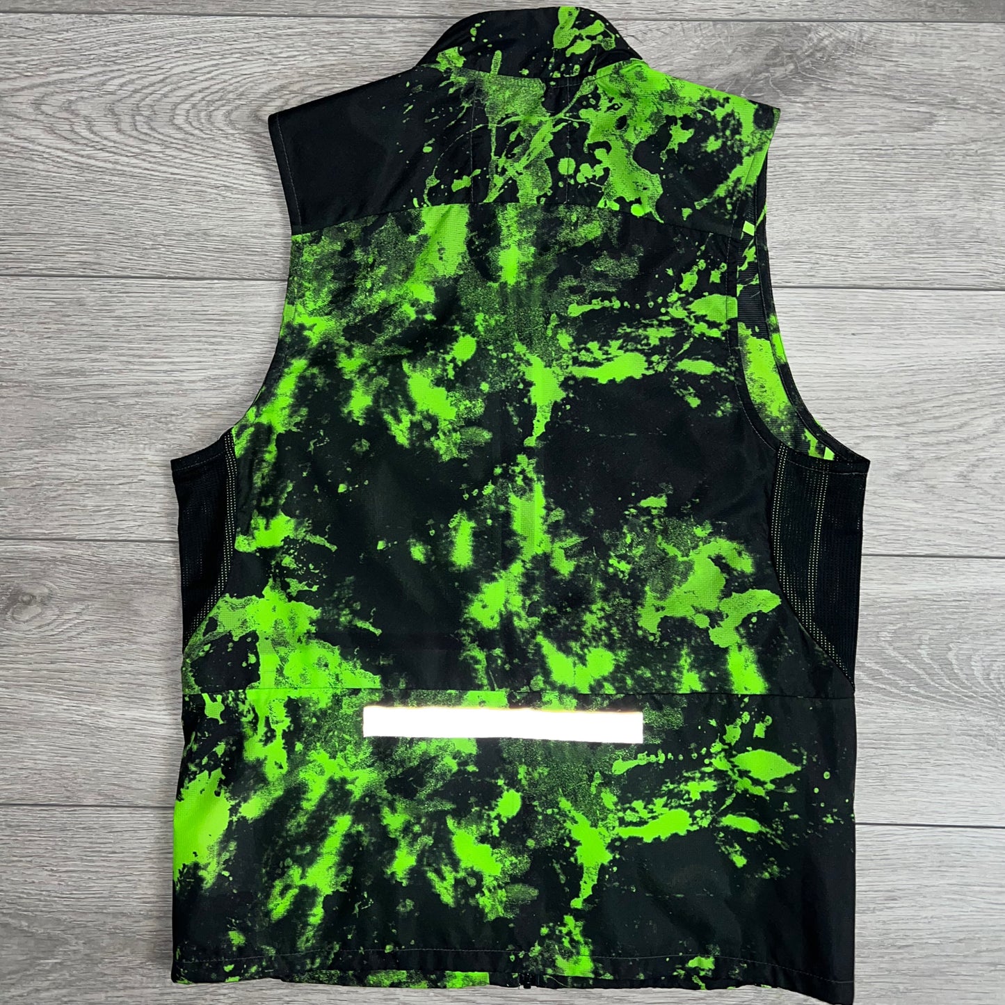 Nike Run-Division Repel Green/Black Splatter Gilet